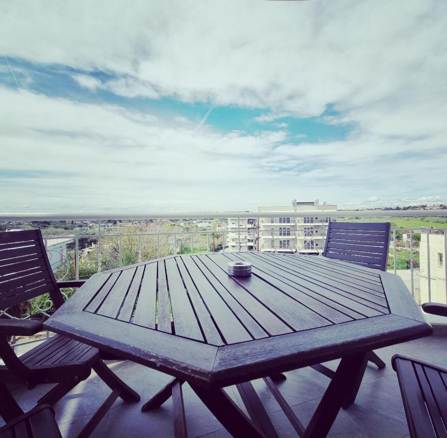 Tararas Apartments Nea Michaniona Exterior photo
